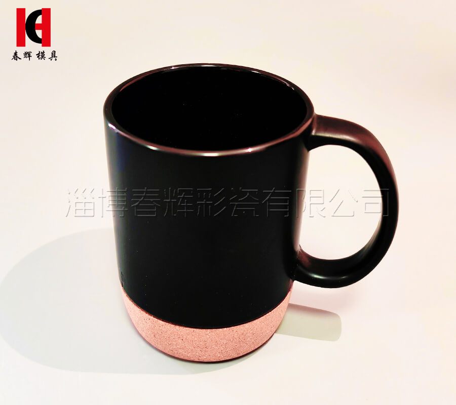 CERAMIC MUG