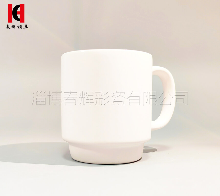 CERAMIC MUG