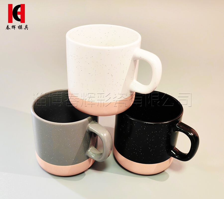 CERAMIC MUG